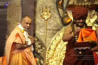 1-Nithya-Satsang_Photo_1011_IMG_2527_CMP_WM