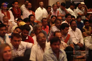 1-Nithya-Satsang_Photo_1033_IMG_2716_CMP_WM