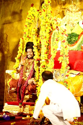Guru-Poornima_Photo_1042_IMG_4809_CMP_WM