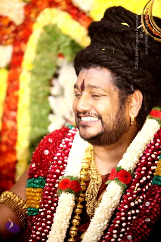 Guru-Poornima_Photo_1066_IMG_4996_CMP_WM