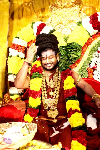 Guru-Poornima_Photo_1071_IMG_5108_CMP_WM
