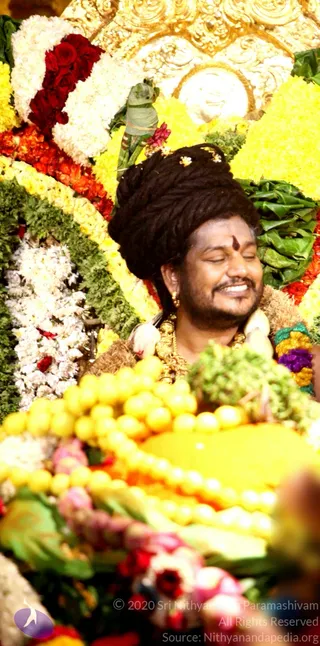 Guru-Poornima_Photo_1081_IMG_5279_CMP_WM