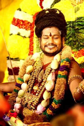Guru-Poornima_Photo_1084_IMG_5298_CMP_WM
