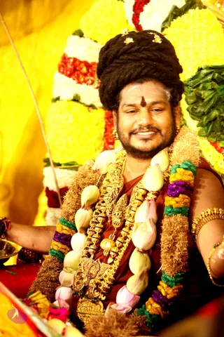Guru-Poornima_Photo_1085_IMG_5299_CMP_WM