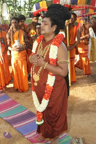 ARRIVAL-FROM-KUMBHA-MELA_Photo_1027_IMG_1404_CMP_WM