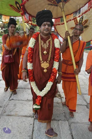 ARRIVAL-FROM-KUMBHA-MELA_Photo_1042_IMG_1479_CMP_WM