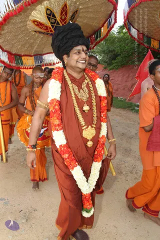 ARRIVAL-FROM-KUMBHA-MELA_Photo_1043_IMG_1492_CMP_WM