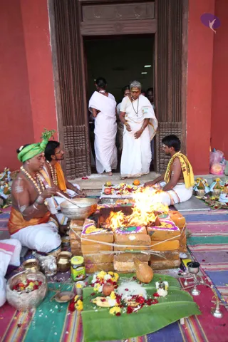 01-VISHESHA-DEEKSHA-MANTRA-INITIATION_Photo_1003_IMG_9684_CMP_WM