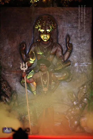1-SHUDDADVAITAM-DARSHAN-DAY-1_Photo_1018_IMG_8306_CMP_WM