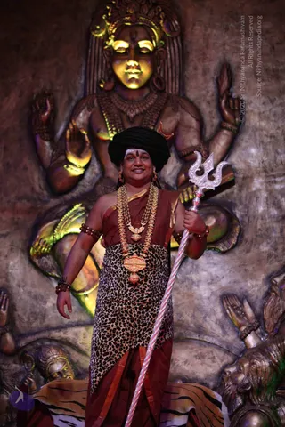 1-SHUDDADVAITAM-DARSHAN-DAY-1_Photo_1034_IMG_8336_CMP_WM