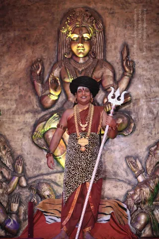 1-SHUDDADVAITAM-DARSHAN-DAY-1_Photo_1036_IMG_8338_CMP_WM