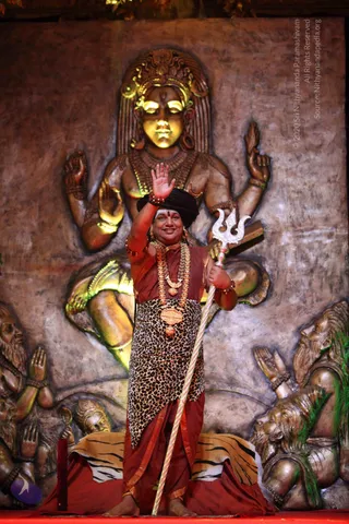 1-SHUDDADVAITAM-DARSHAN-DAY-1_Photo_1064_IMG_8366_CMP_WM