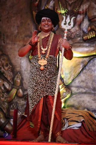 1-SHUDDADVAITAM-DARSHAN-DAY-1_Photo_1073_IMG_8375_CMP_WM