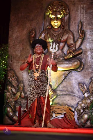 1-SHUDDADVAITAM-DARSHAN-DAY-1_Photo_1076_IMG_8378_CMP_WM