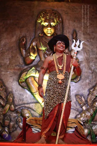 1-SHUDDADVAITAM-DARSHAN-DAY-1_Photo_1082_IMG_8392_CMP_WM