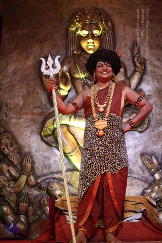 1-SHUDDADVAITAM-DARSHAN-DAY-1_Photo_1121_IMG_8440_CMP_WM