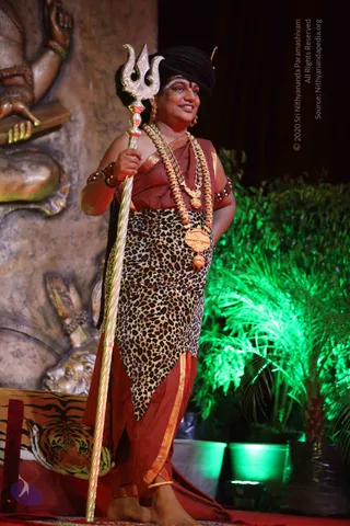 1-SHUDDADVAITAM-DARSHAN-DAY-1_Photo_1139_IMG_8463_CMP_WM
