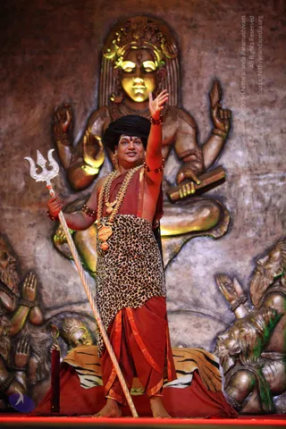 1-SHUDDADVAITAM-DARSHAN-DAY-1_Photo_1157_IMG_8483_CMP_WM