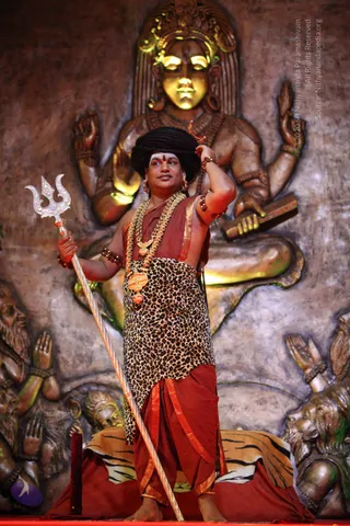1-SHUDDADVAITAM-DARSHAN-DAY-1_Photo_1169_IMG_8495_CMP_WM