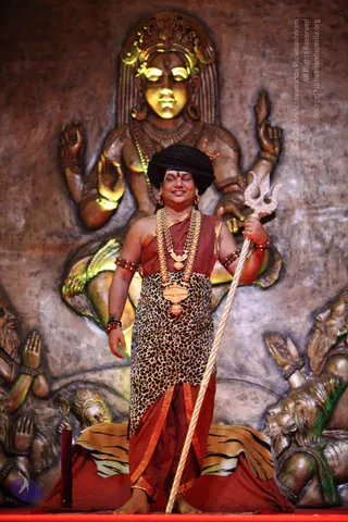 1-SHUDDADVAITAM-DARSHAN-DAY-1_Photo_1176_IMG_8502_CMP_WM