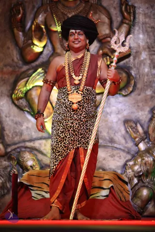 1-SHUDDADVAITAM-DARSHAN-DAY-1_Photo_1180_IMG_8506_CMP_WM
