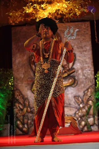 1-SHUDDADVAITAM-DARSHAN-DAY-1_Photo_1188_IMG_8514_CMP_WM