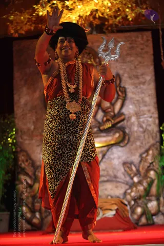 1-SHUDDADVAITAM-DARSHAN-DAY-1_Photo_1189_IMG_8515_CMP_WM