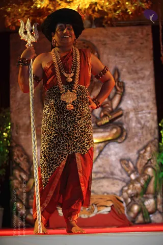 1-SHUDDADVAITAM-DARSHAN-DAY-1_Photo_1195_IMG_8526_CMP_WM