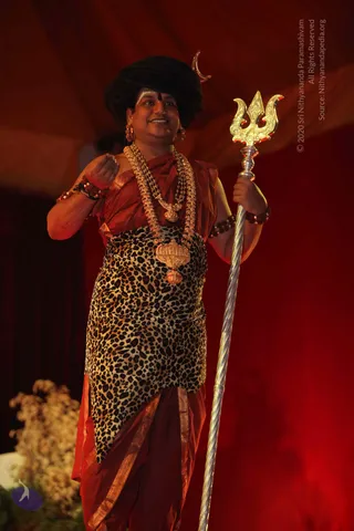 1-SHUDDADVAITAM-DARSHAN-DAY-1_Photo_1206_IMG_8542_CMP_WM