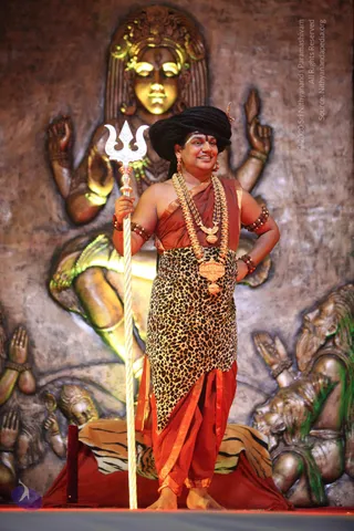 1-SHUDDADVAITAM-DARSHAN-DAY-1_Photo_1212_IMG_8548_CMP_WM