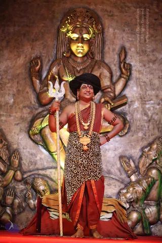 1-SHUDDADVAITAM-DARSHAN-DAY-1_Photo_1213_IMG_8549_CMP_WM