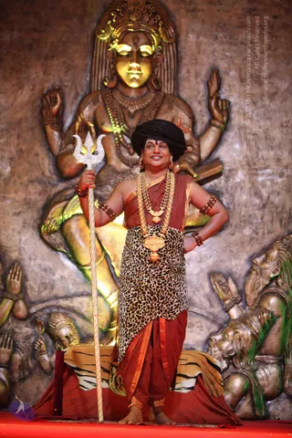 1-SHUDDADVAITAM-DARSHAN-DAY-1_Photo_1214_IMG_8550_CMP_WM