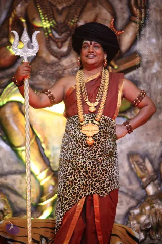 1-SHUDDADVAITAM-DARSHAN-DAY-1_Photo_1215_IMG_8551_CMP_WM