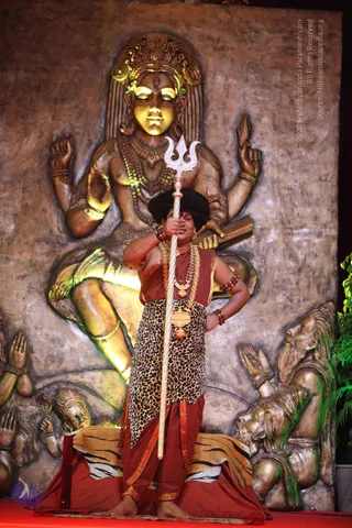 1-SHUDDADVAITAM-DARSHAN-DAY-1_Photo_1216_IMG_8553_CMP_WM
