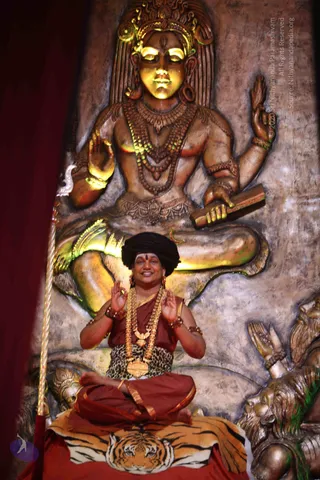 1-SHUDDADVAITAM-DARSHAN-DAY-1_Photo_1246_IMG_8597_CMP_WM