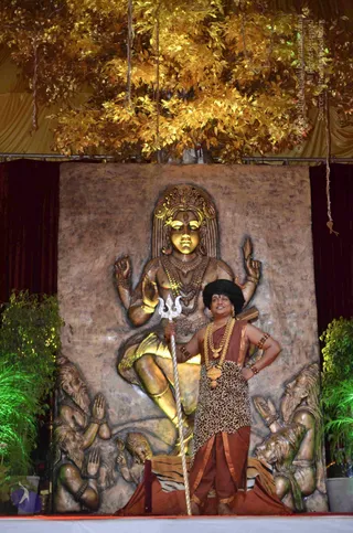 1-SHUDDADVAITAM-DARSHAN-DAY-1_Photo_1279__YAD4293_CMP_WM
