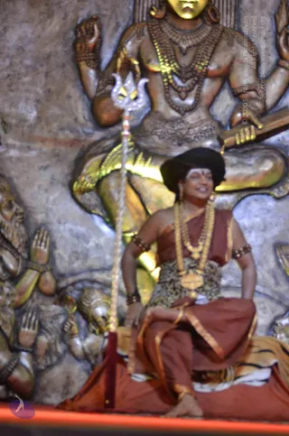 1-SHUDDADVAITAM-DARSHAN-DAY-1_Photo_1283__YAD4299_CMP_WM
