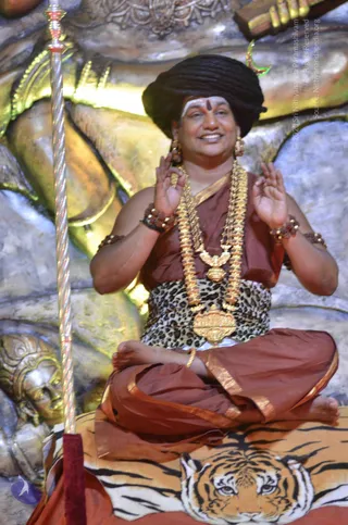 1-SHUDDADVAITAM-DARSHAN-DAY-1_Photo_1291__YAD4308_CMP_WM