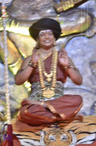 1-SHUDDADVAITAM-DARSHAN-DAY-1_Photo_1292__YAD4310_CMP_WM