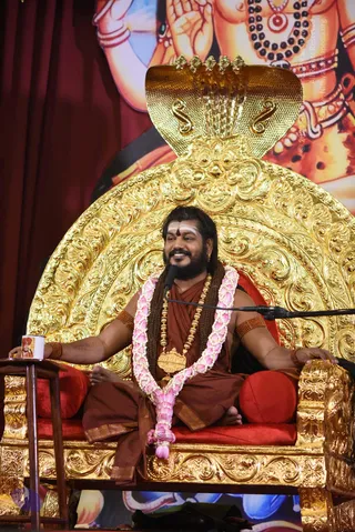 1-NITHYA-SATSANG_Photo_1021_DSC_4491_CMP_WM