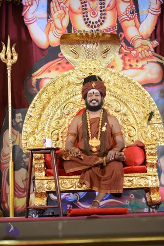 Nithya-Satsang_Photo_1000_DSC_7115_CMP_WM