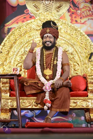 Nithya-Satsang_Photo_1019_DSC_7142_CMP_WM