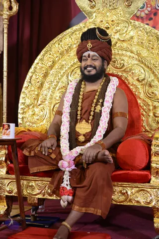 Nithya-Satsang_Photo_1043_DSC_7171_CMP_WM