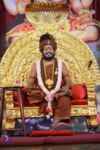 Nithya-Satsang_Photo_1051_DSC_7189_CMP_WM
