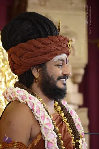 Nithya-Satsang_Photo_1075_DSC_7213_CMP_WM