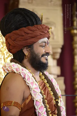 Nithya-Satsang_Photo_1076_DSC_7214_CMP_WM