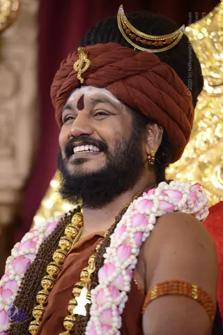 Nithya-Satsang_Photo_1099_DSC_7262_CMP_WM