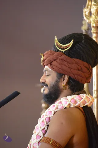 Nithya-Satsang_Photo_1126_DSC_7315_CMP_WM