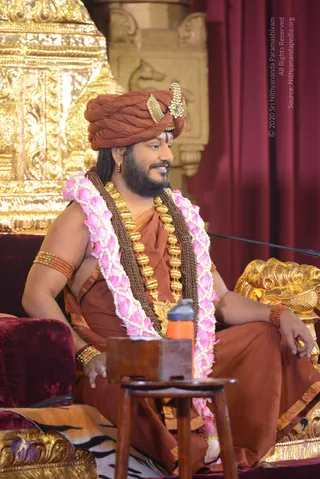 01-NITHYA-SATSANG_Photo_1022_DSC_6280_CMP_WM