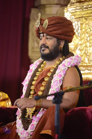 01-NITHYA-SATSANG_Photo_1034_DSC_6331_CMP_WM